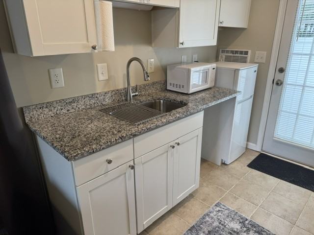 803 Culpeper St #A - Photo 4 of 13