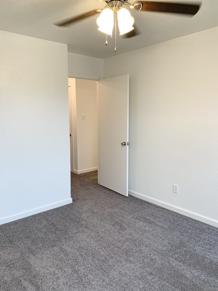 4002 Esters Rd #4002 - Photo 6 of 18