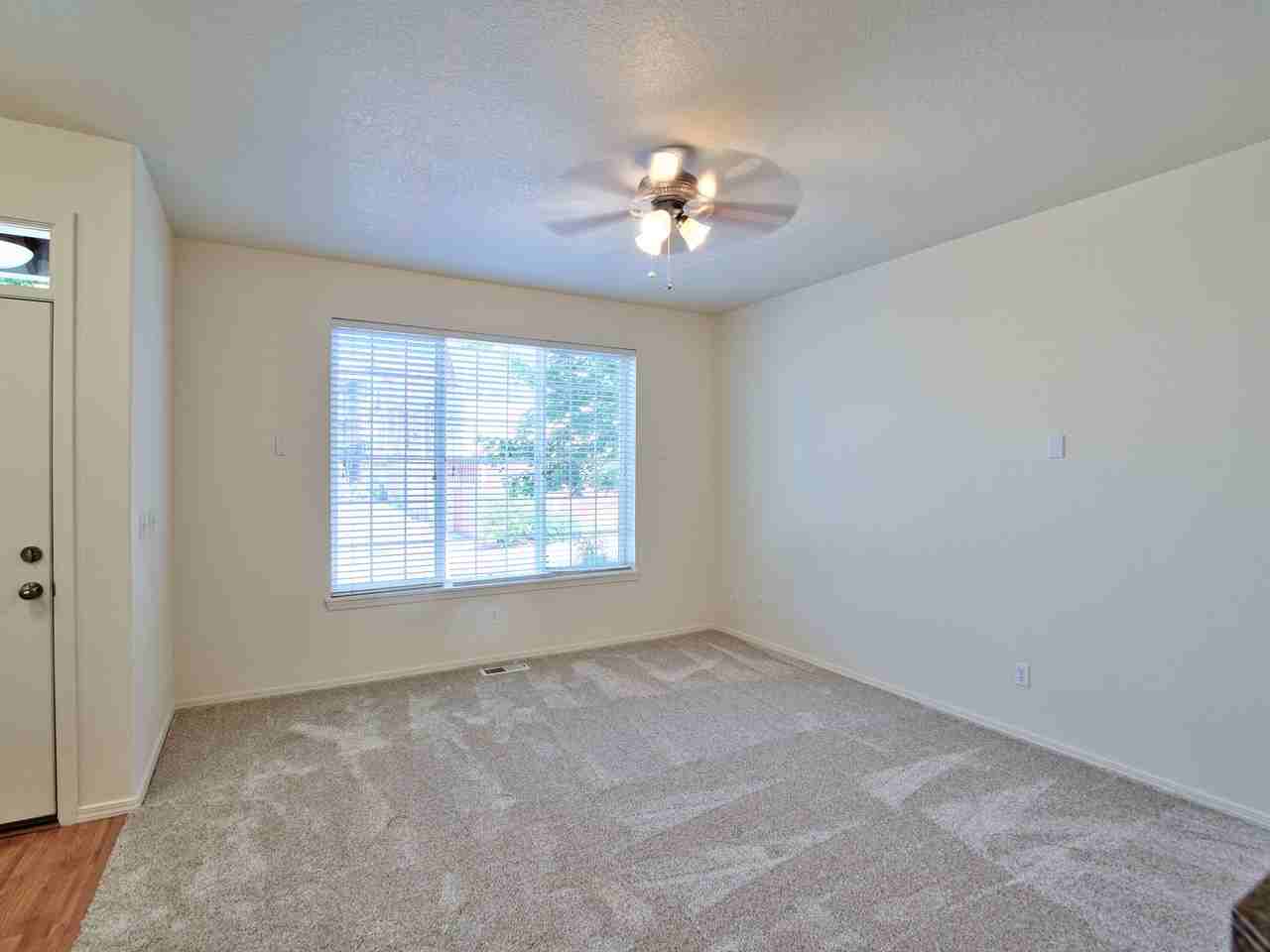 17072 Sw Rockridge Ct #1 - Photo 5 of 19
