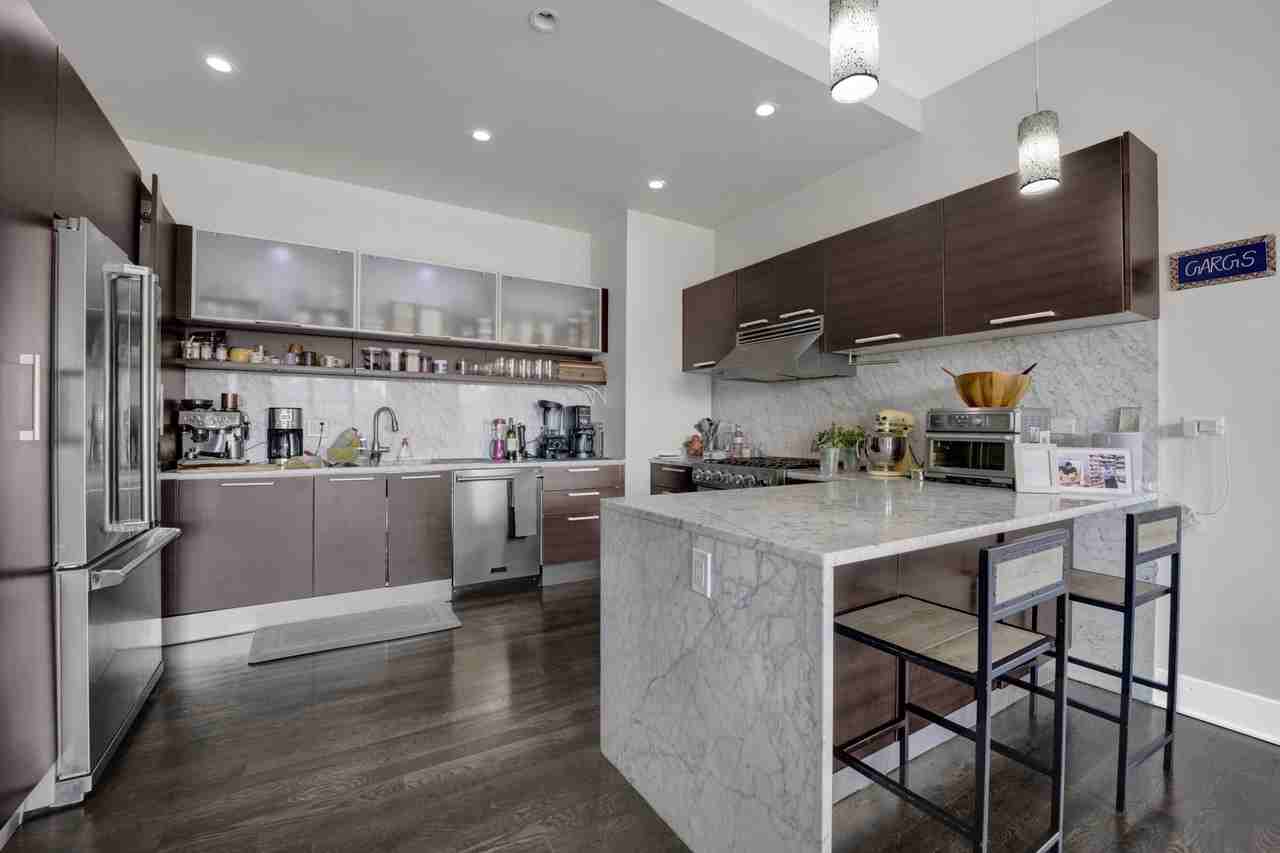 340 W Evergreen Ave #6E - Photo 7 of 29