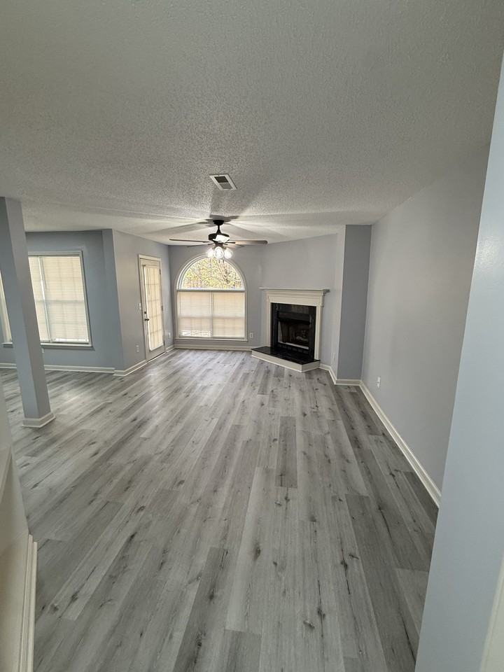 3638 Morris Farm Dr #1 - Photo 4 of 13