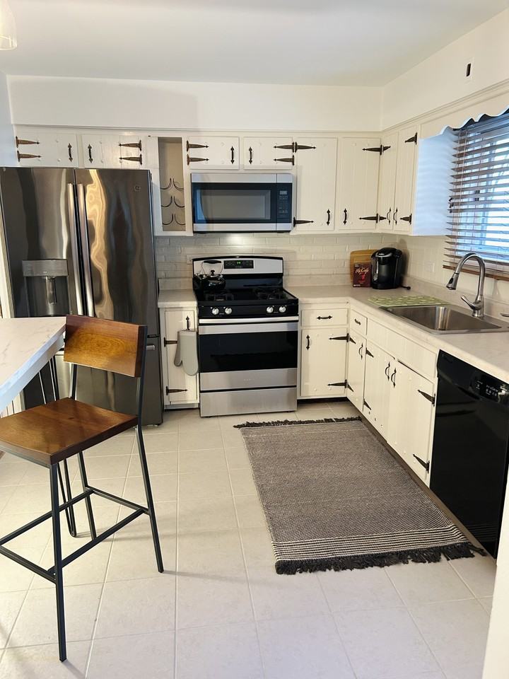 335 Scott St #335 - Photo 7 of 9