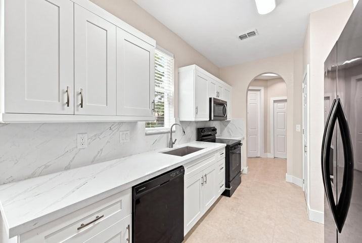 813 Pipers Cay Drive - Photo 5 of 8