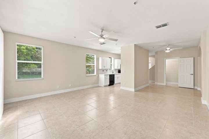813 Pipers Cay Drive - Photo 7 of 8