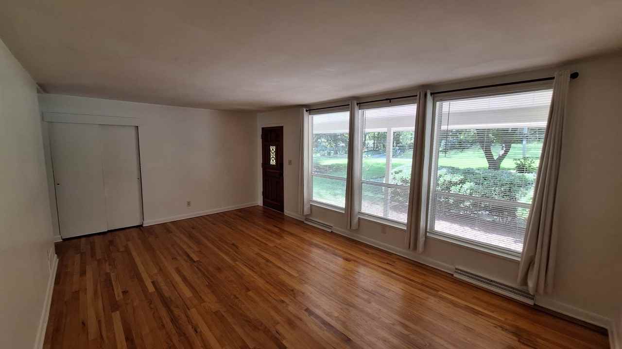 2738 Addison Dr #NA - Photo 2 of 13