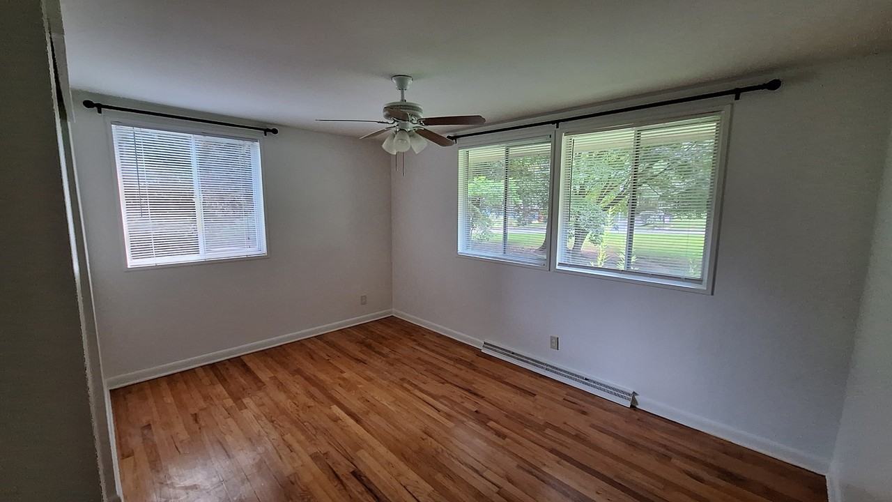2738 Addison Dr #NA - Photo 7 of 13