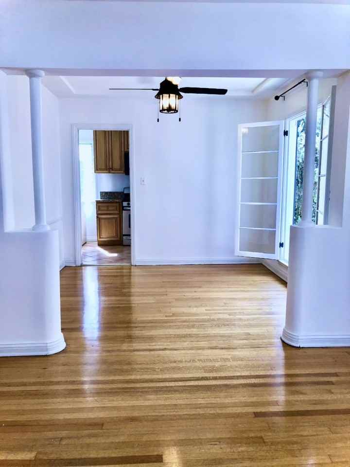 344 N Sycamore Ave - Photo 6 of 27