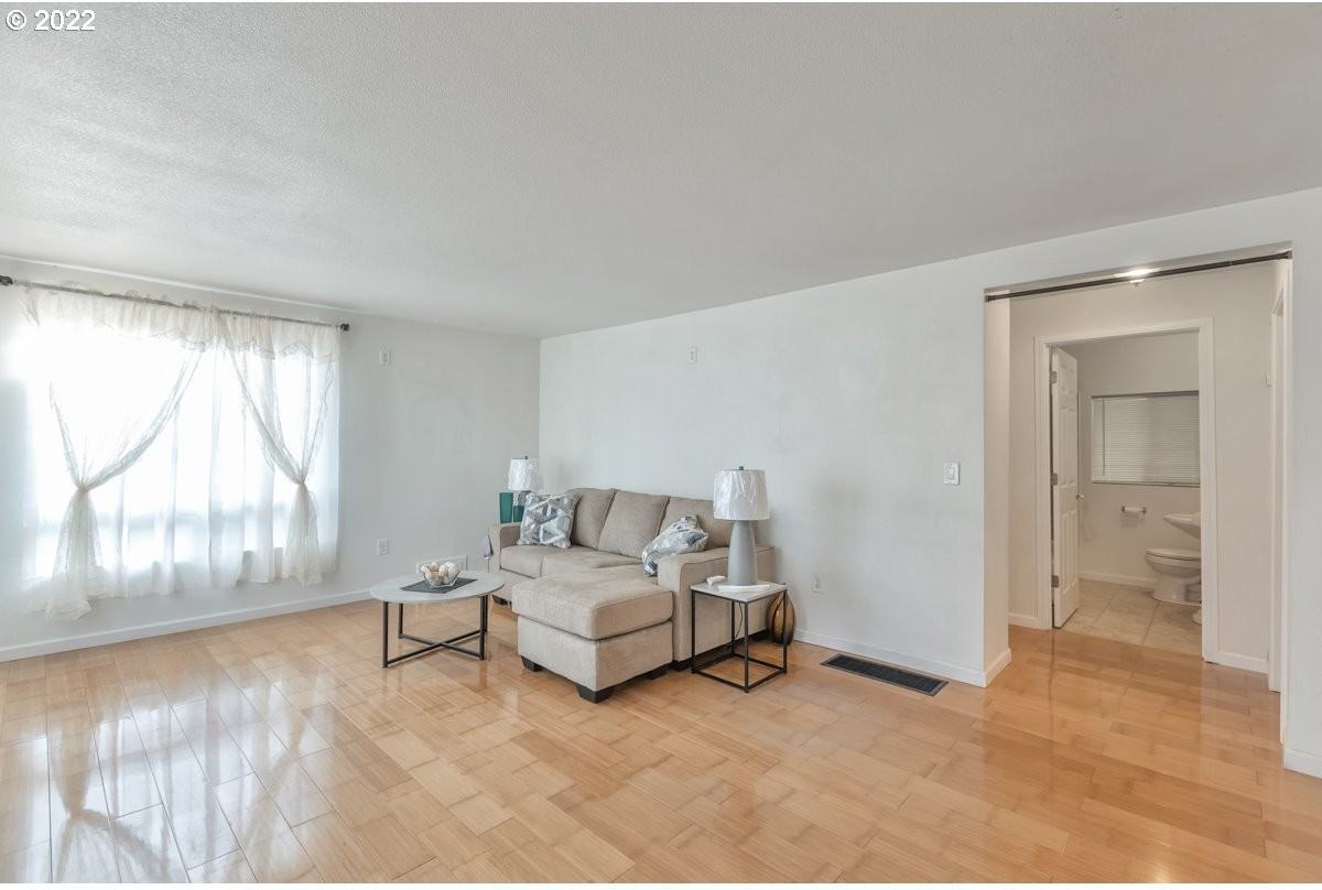 5325 Ne 74th Ave #NA - Photo 5 of 19