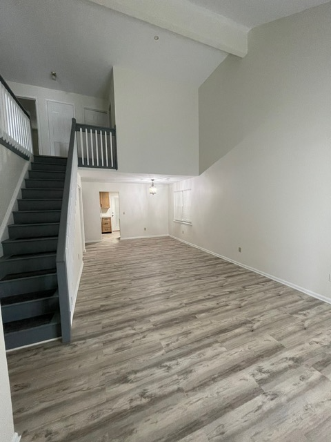 140 Stoney Dr - Photo 4 of 13