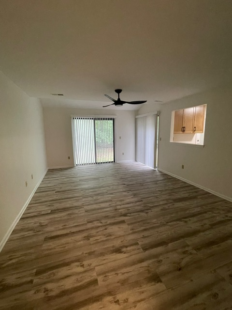 140 Stoney Dr - Photo 5 of 13