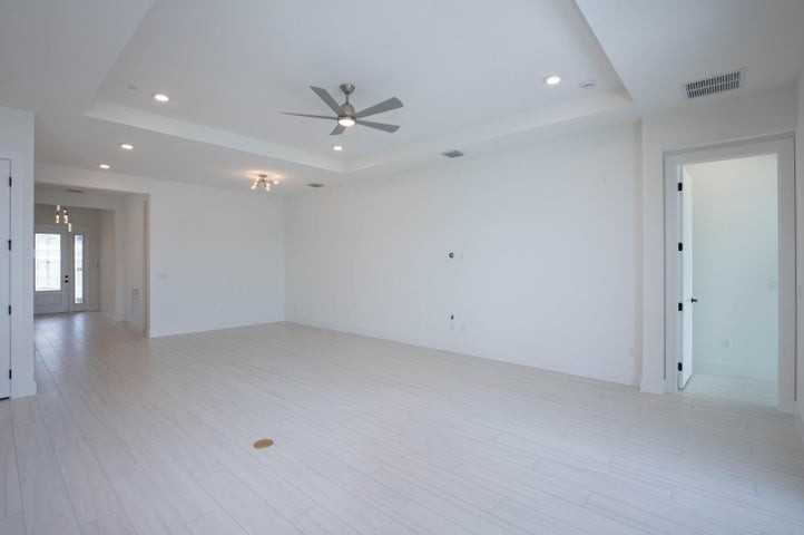 5576 Captiva Lane - Photo 7 of 8