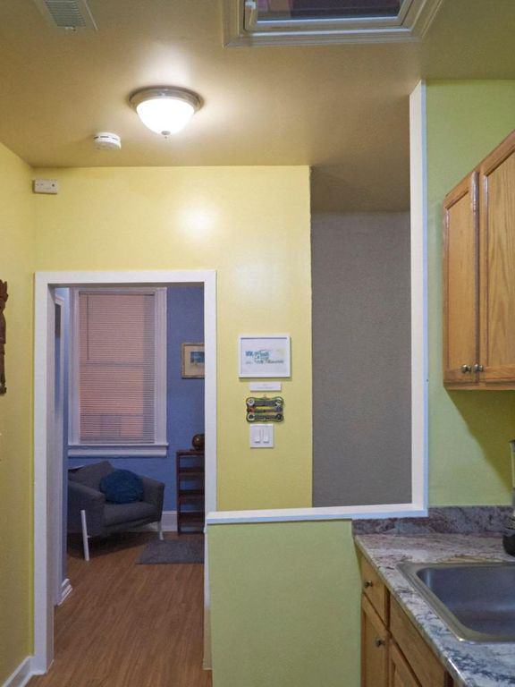 530 Hobart Pl Nw - Photo 3 of 15