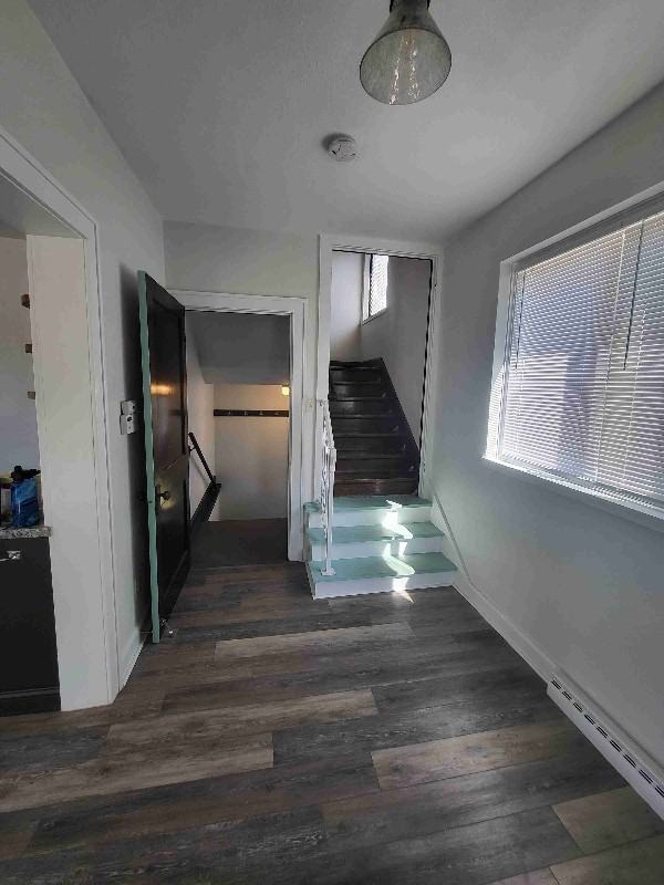 283 N Macy St - Photo 3 of 13