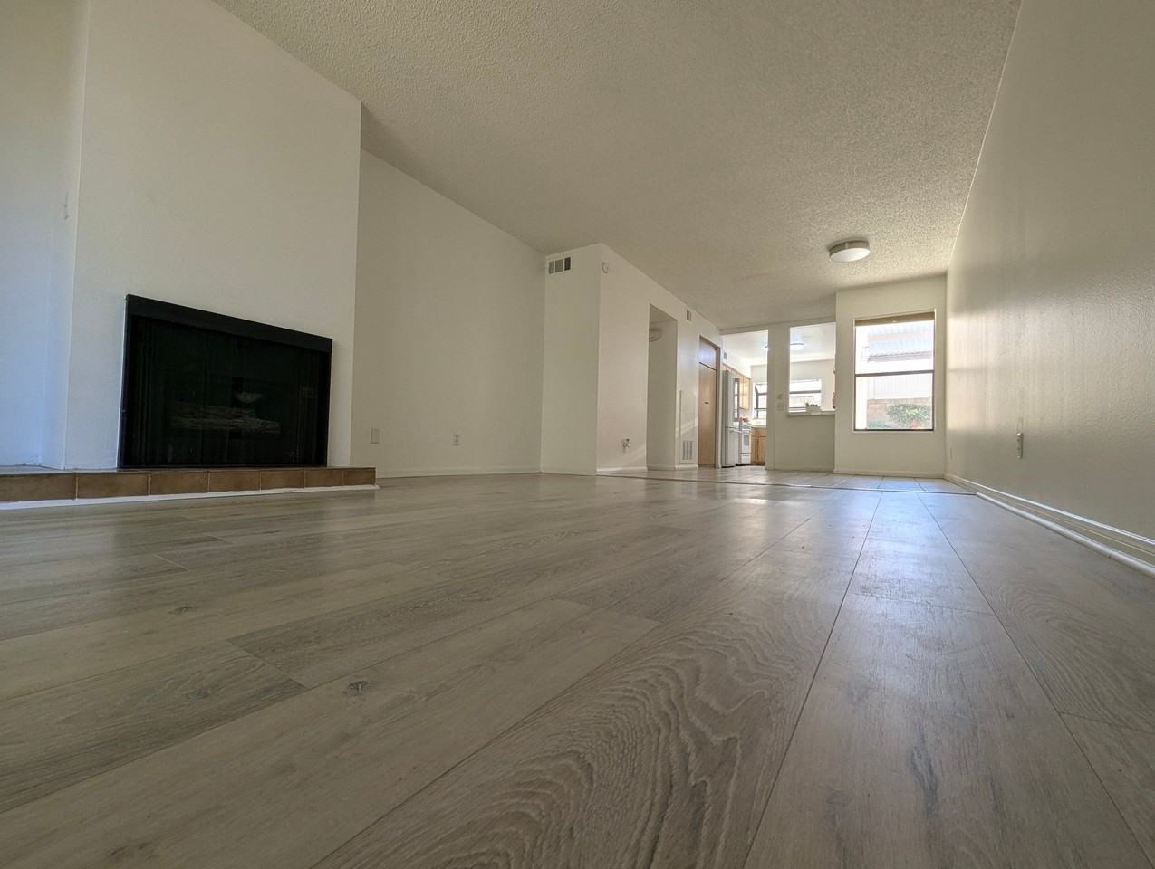 771 Seneca St - Photo 4 of 17