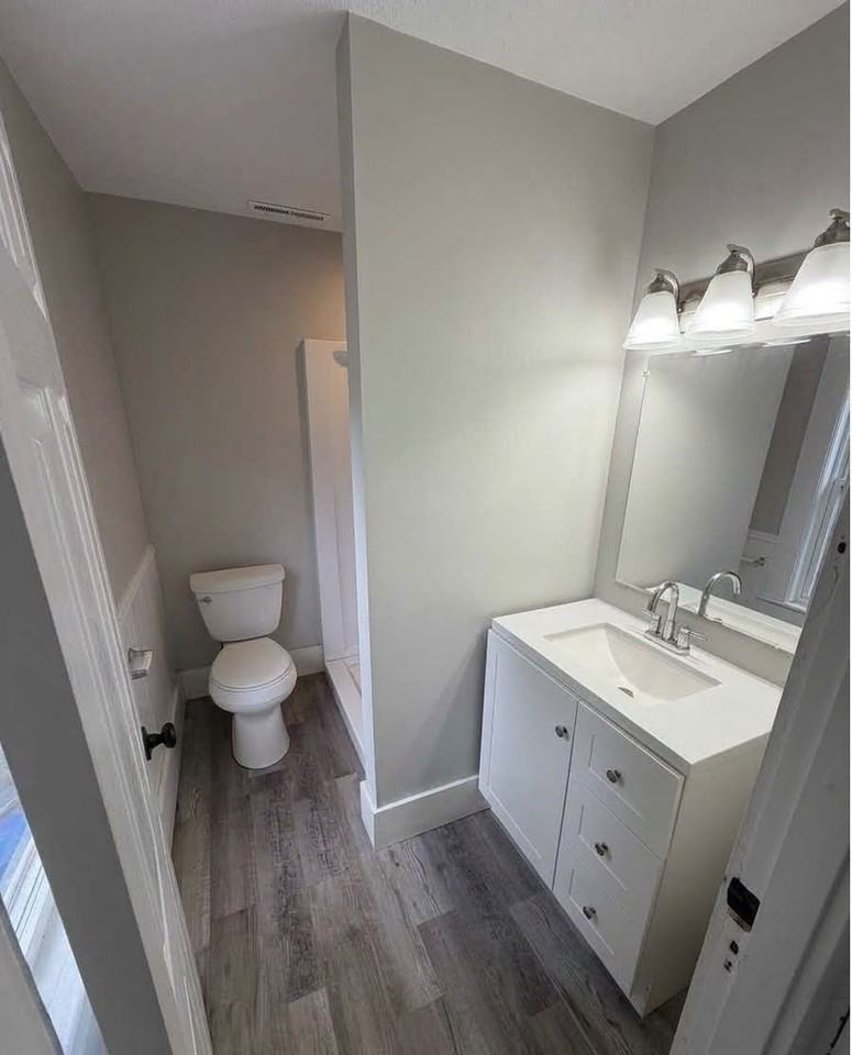 5 Maple Ave #2 - Photo 4 of 7