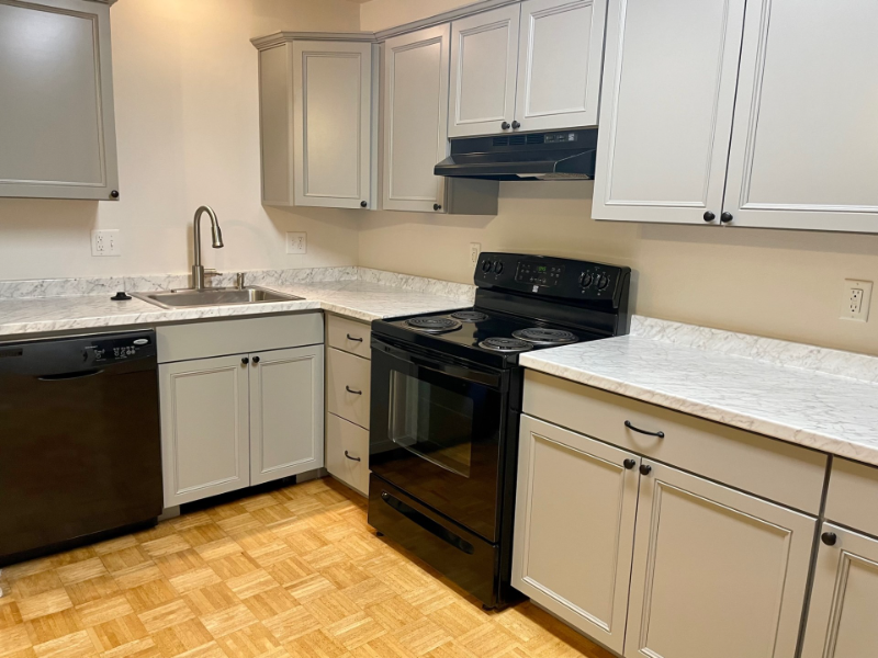 3500 Rolling Green Dr #D19 - Photo 4 of 14