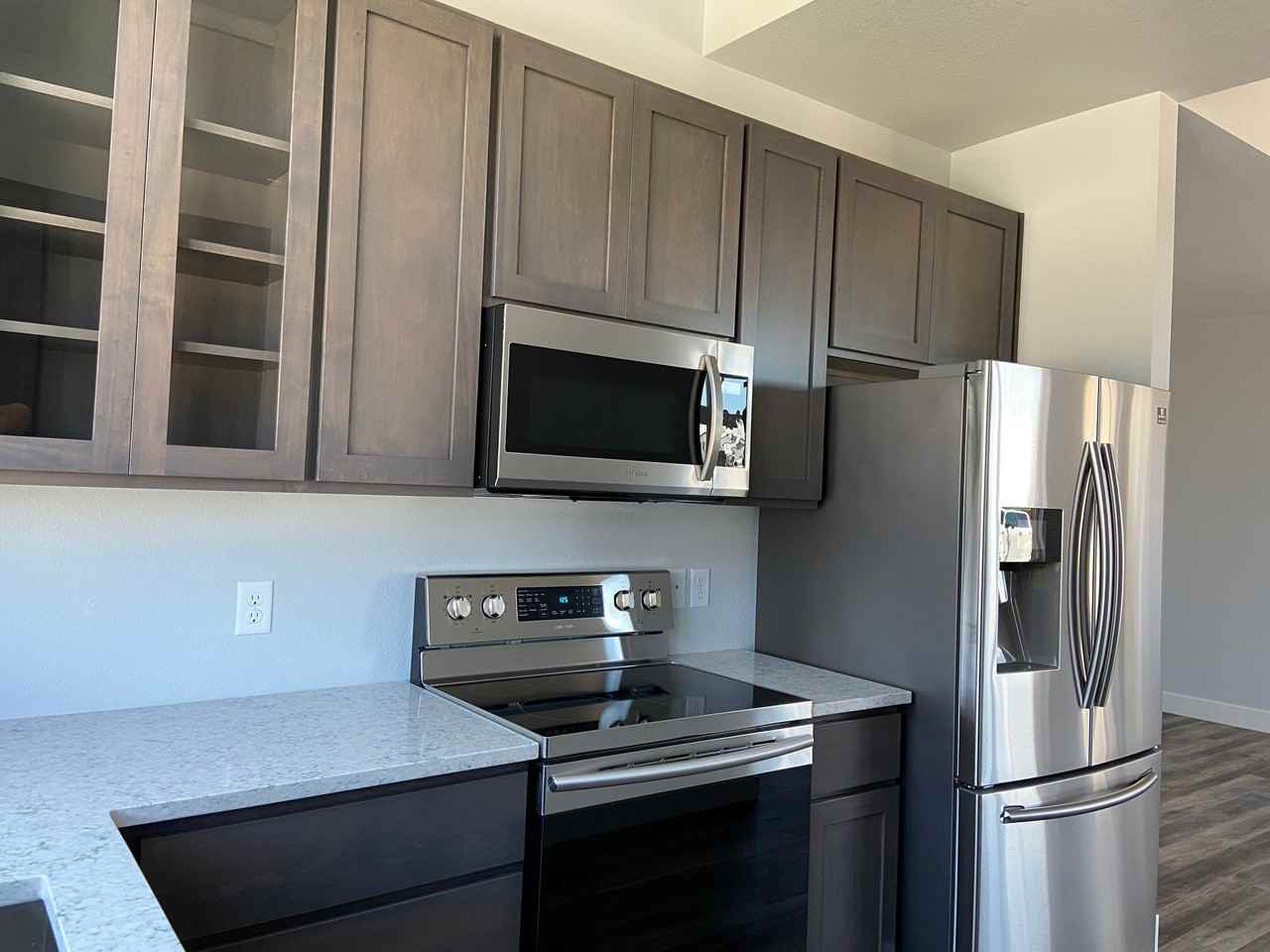 909 Blondel St #103 - Photo 2 of 9