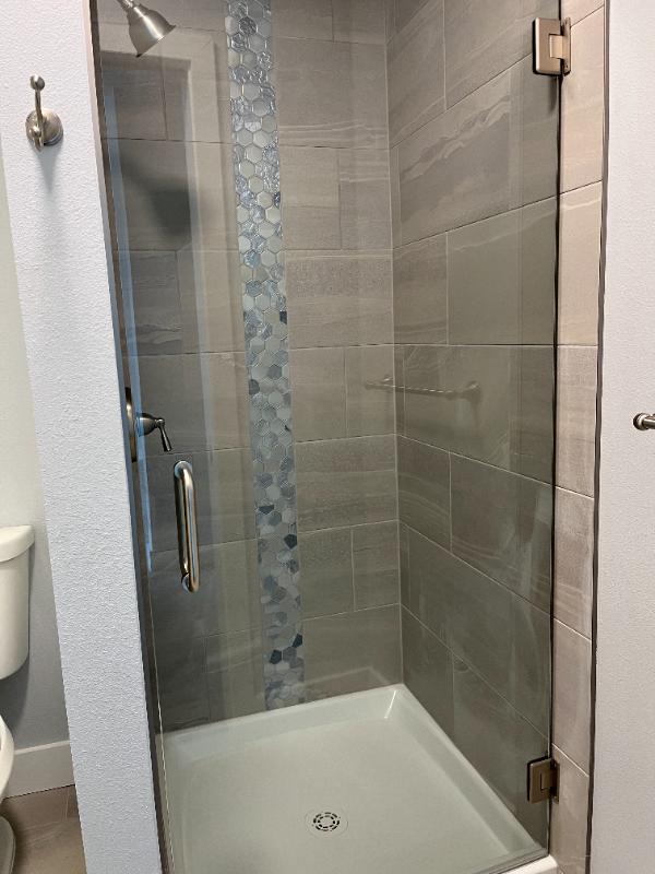 909 Blondel St #103 - Photo 5 of 9
