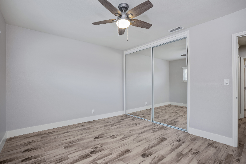 3253 Stevens Ave - Photo 7 of 10