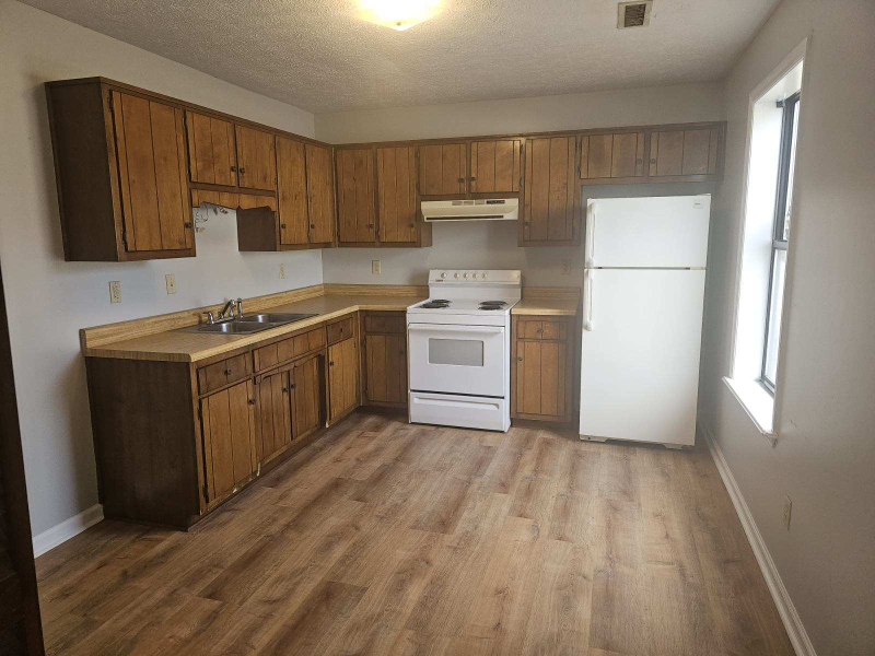 378 River St #2B - Photo 2 of 11