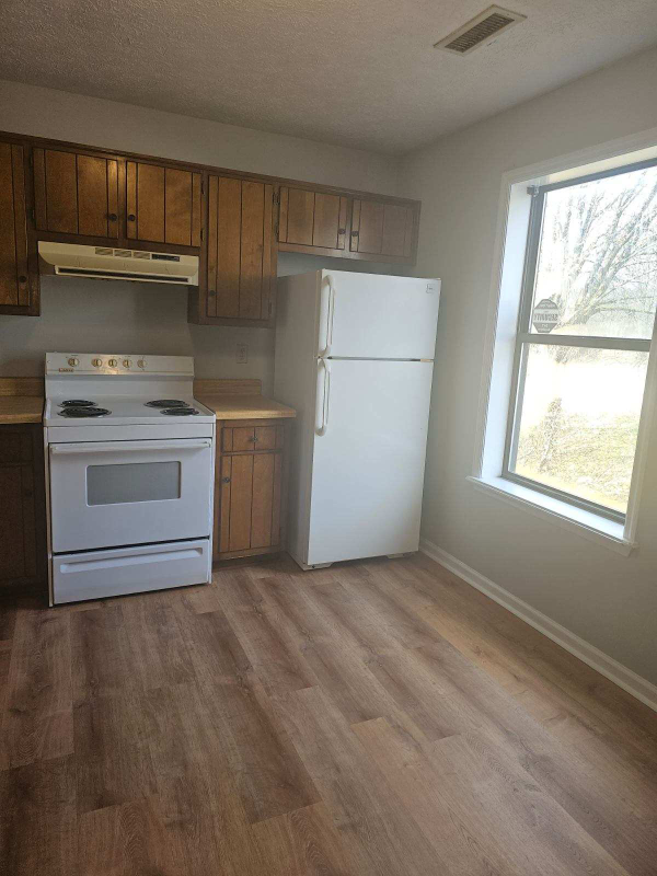 378 River St #2B - Photo 3 of 11