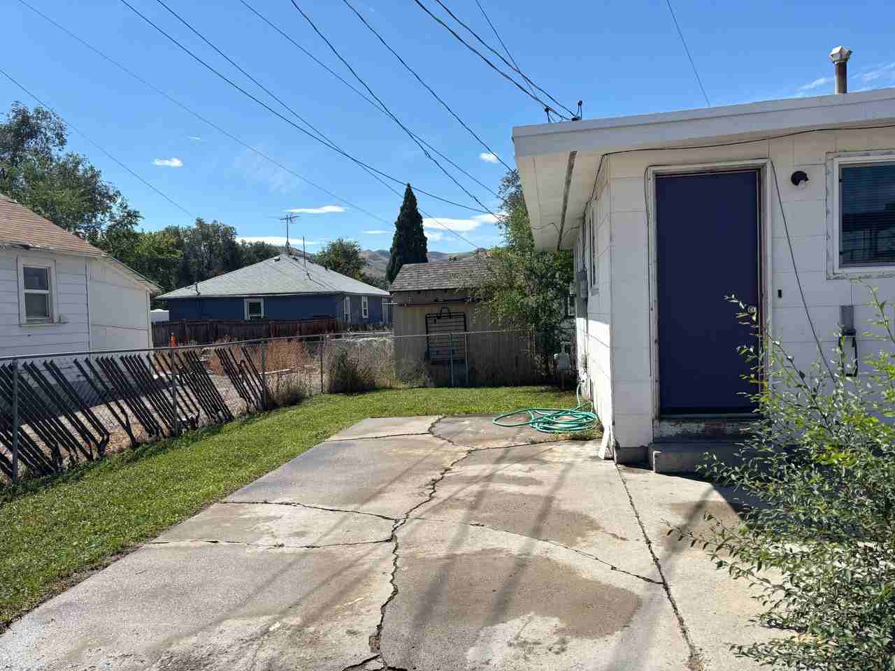 121 W Young St - Photo 3 of 15