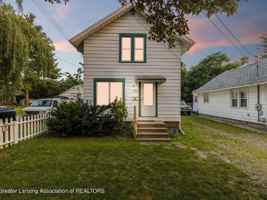 featured image of 218 Paris Ave