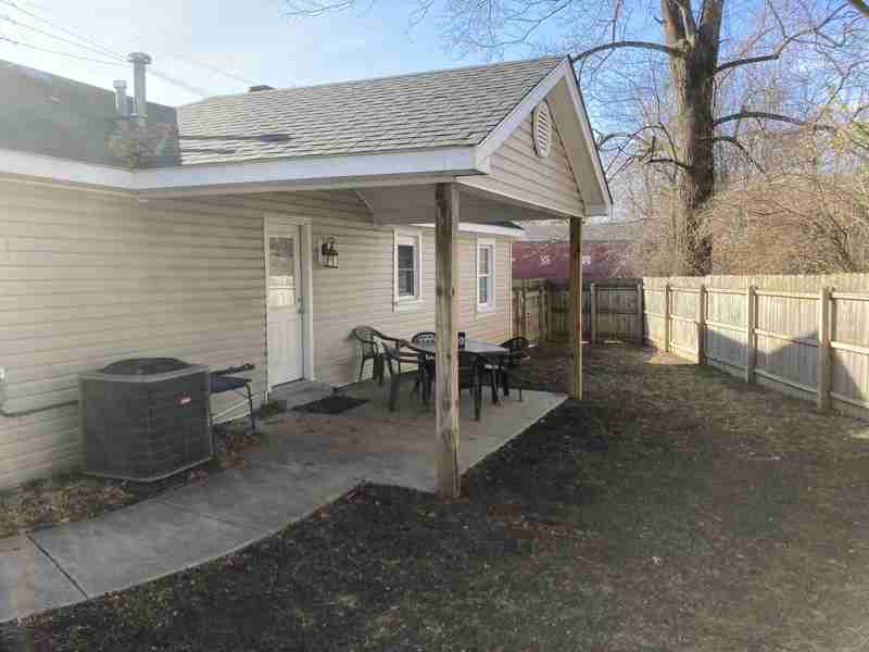 12201 Old Shelbyville Rd - Photo 3 of 20