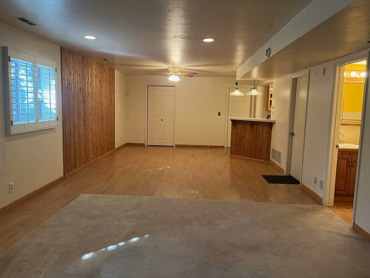 2409 E Newcastle Dr - Photo 3 of 8