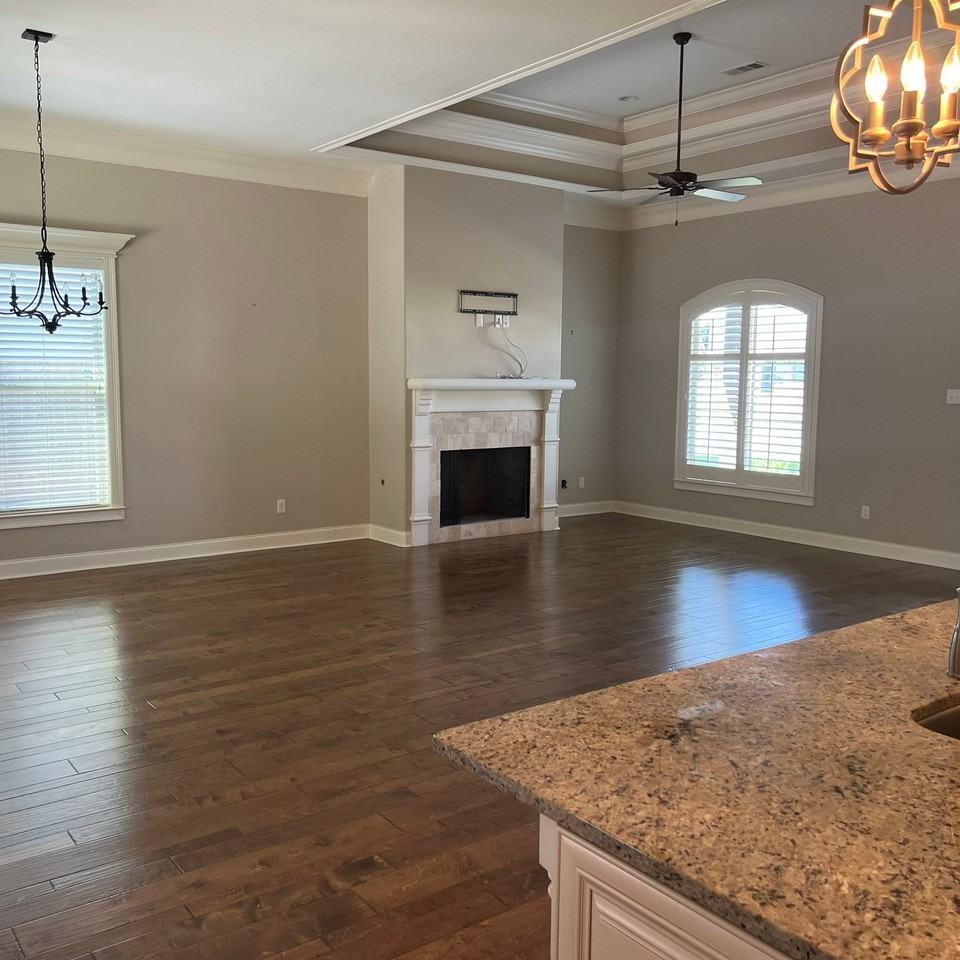106 Beauchamp Ln - Photo 2 of 26