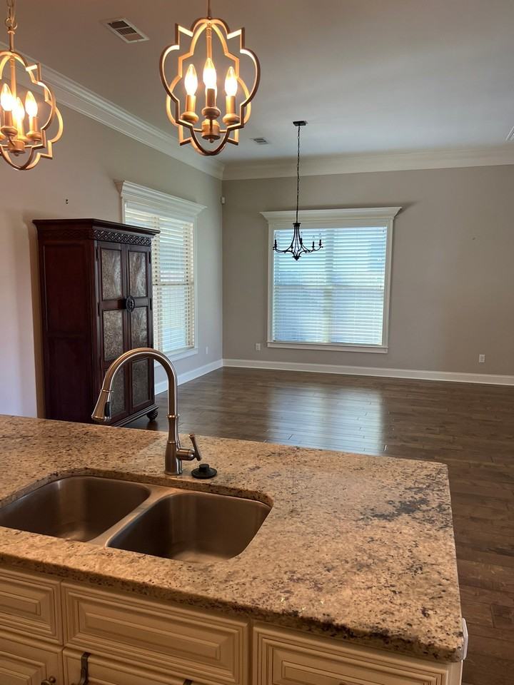 106 Beauchamp Ln - Photo 7 of 26