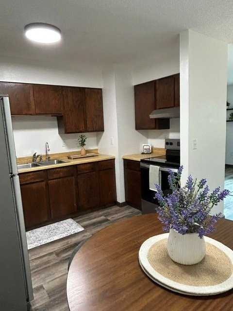 205 Main St #1 - Photo 7 of 12