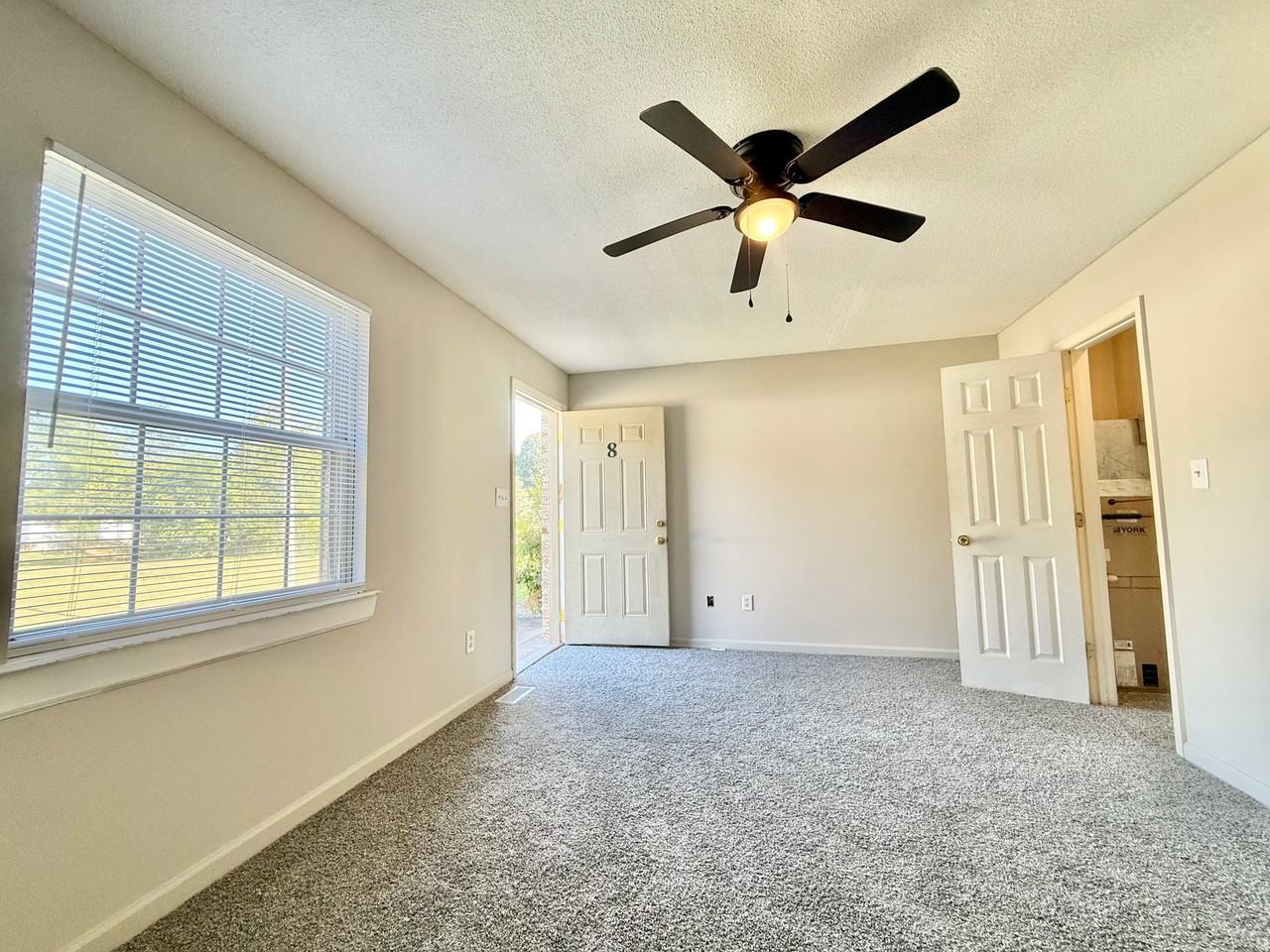 2827 Mckinley Rd #1A - Photo 2 of 5