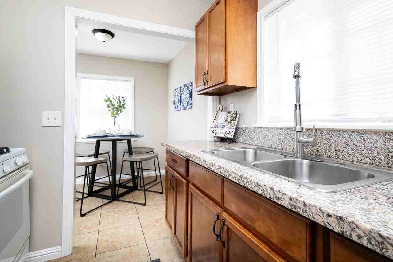 1911 El Monte Ave #3 - Photo 6 of 18