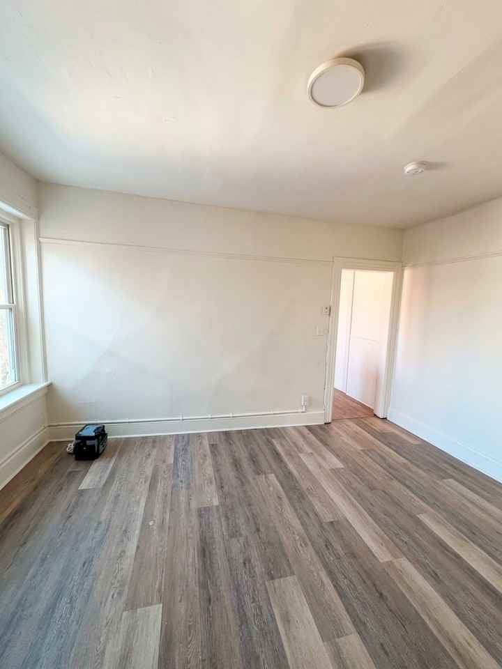 13 Academy St #3 - Photo 5 of 16