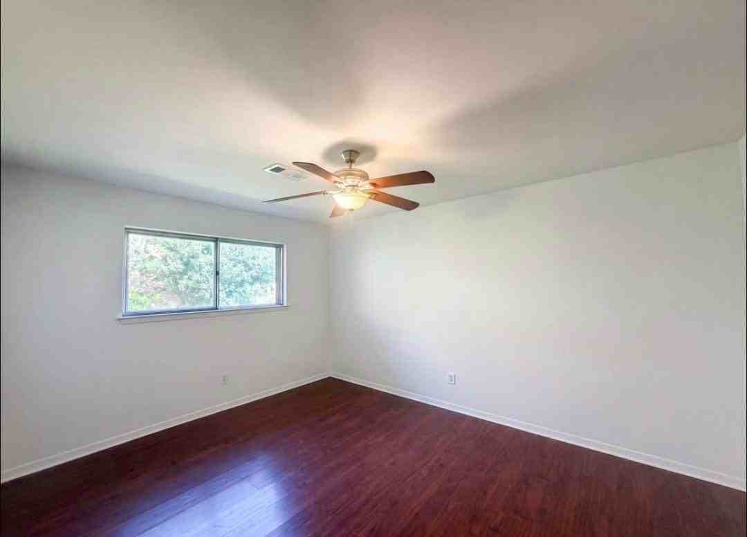9533 Skyline Dr - Photo 5 of 9