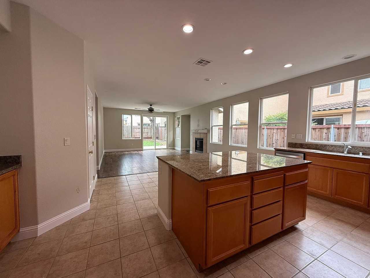 4081 Aragon Way - Photo 2 of 9