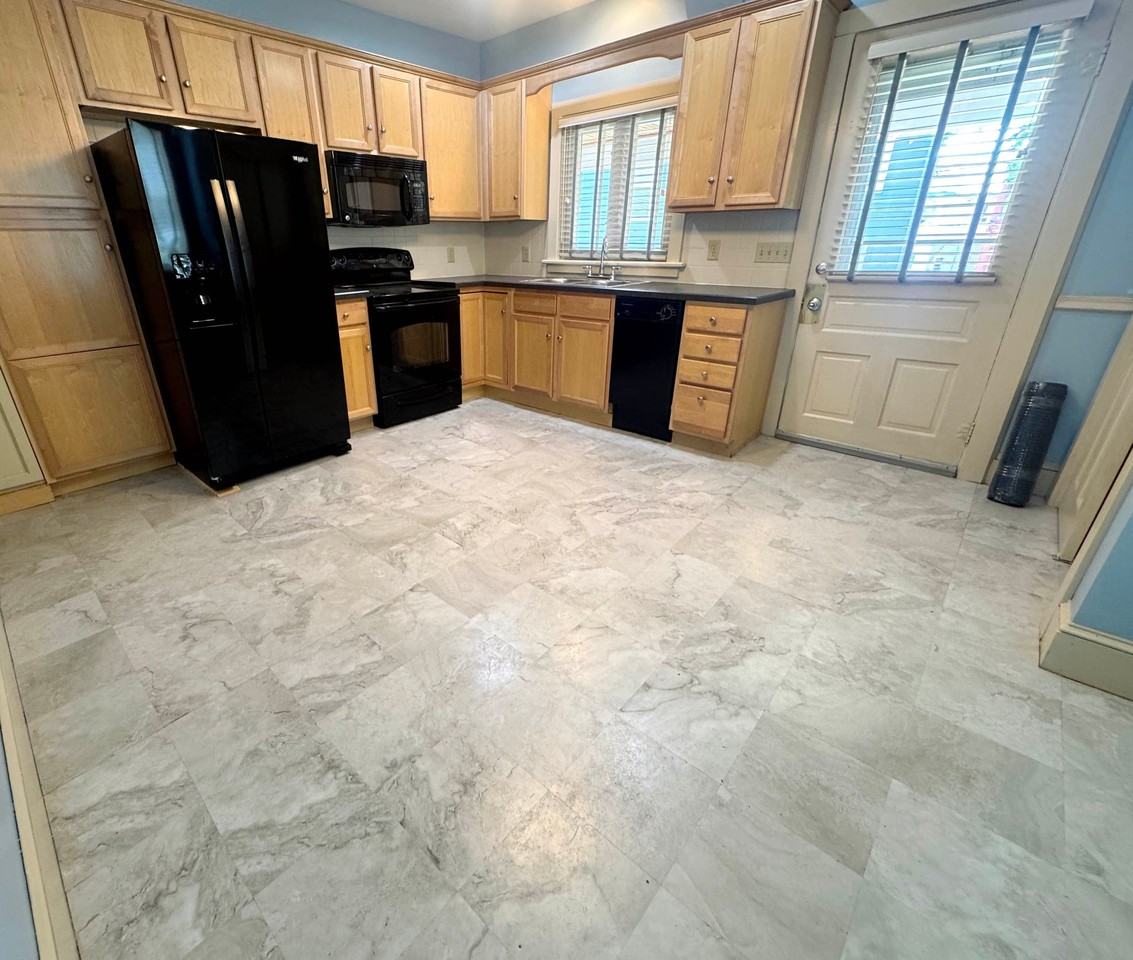 26 Pen Argyl St - Photo 4 of 9