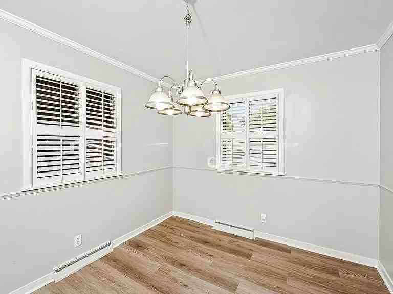1139 Bowman Rd - Photo 7 of 9