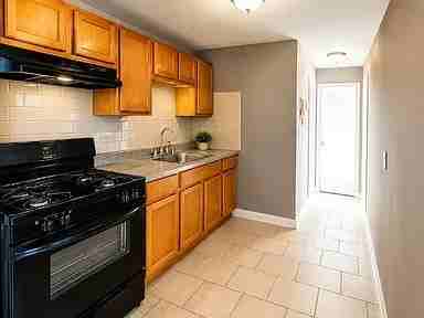 104 Montclair Ave #3 - Photo 2 of 7