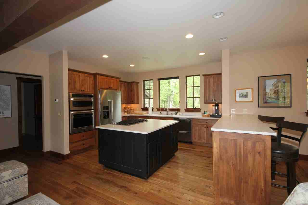 1141 Meadowlark Ln - Photo 2 of 14