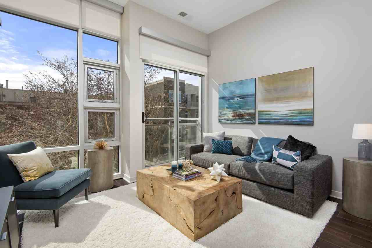 1172 W Madison St - Photo 5 of 15