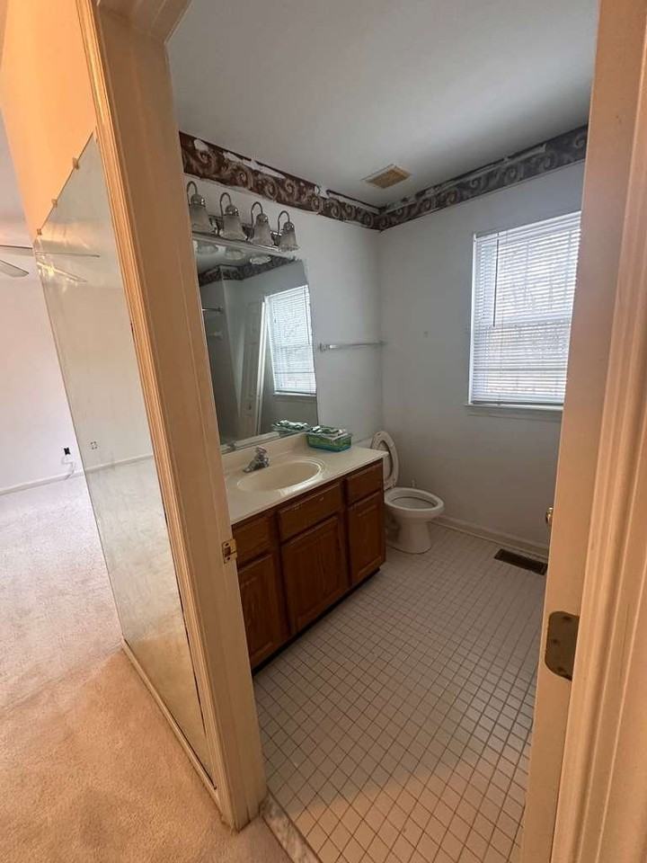 10159 Forest Hill Cir - Photo 7 of 7