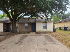 featured image of 3319 Bluestem Cir #3319