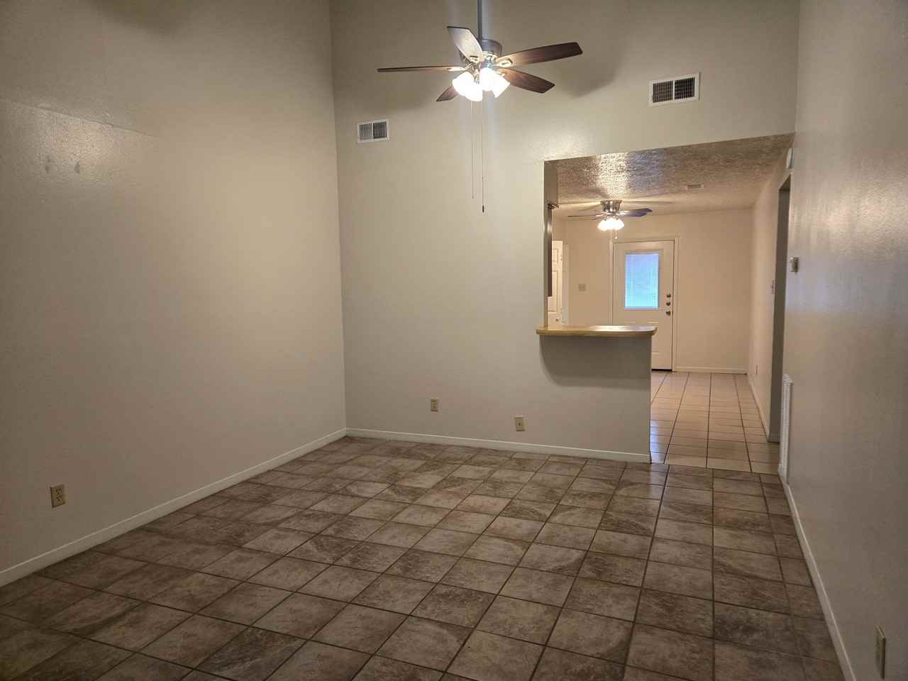 3319 Bluestem Cir #3319 - Photo 2 of 7
