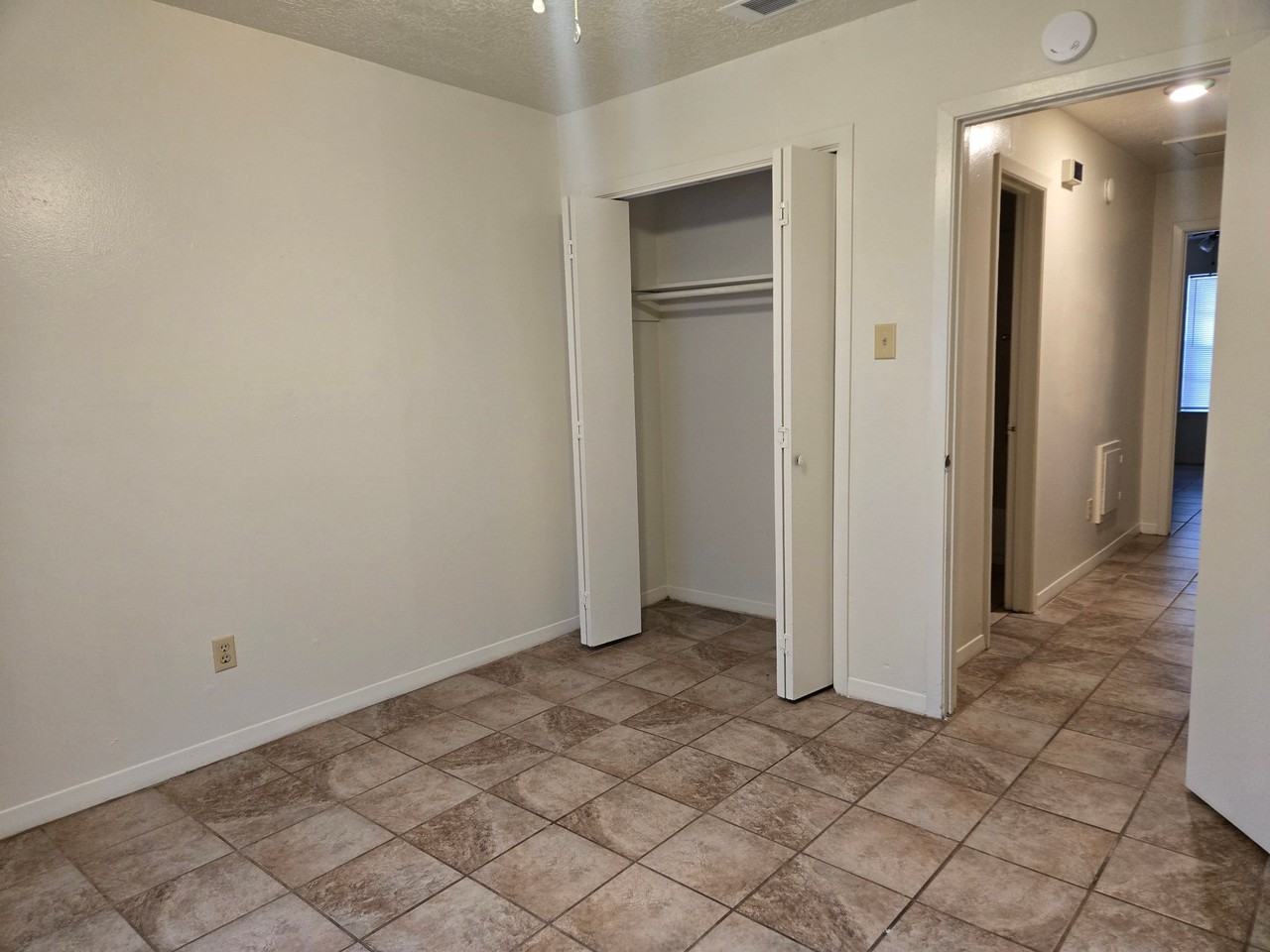 3319 Bluestem Cir #3319 - Photo 4 of 7