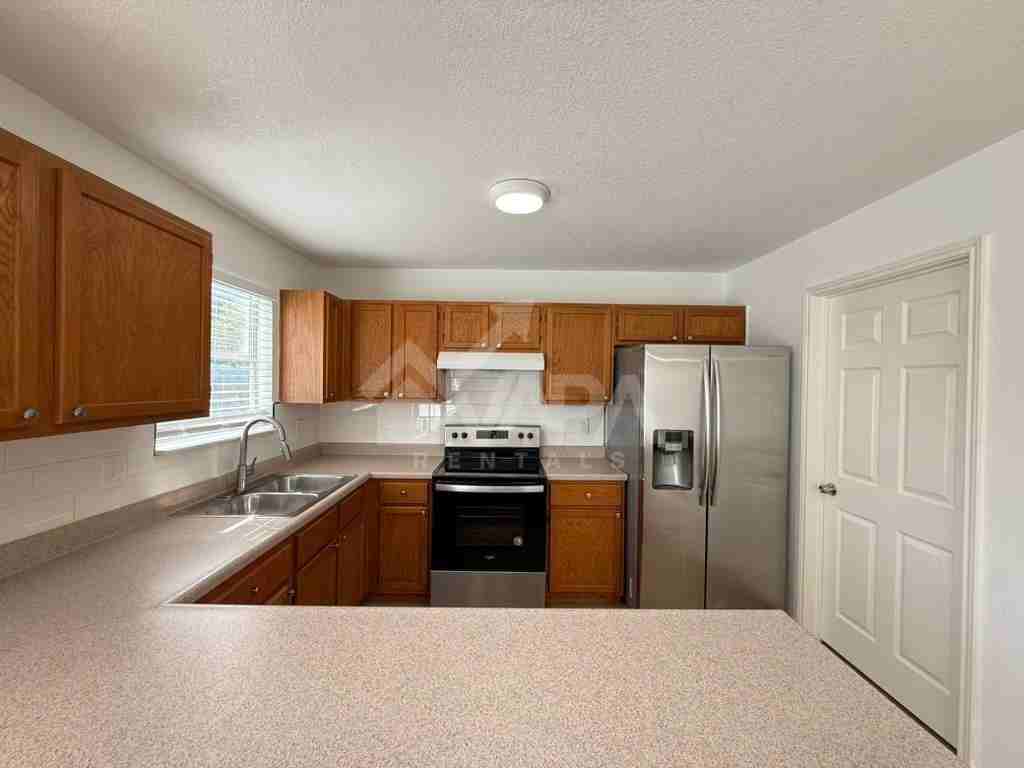 4915 Brazoswood - Photo 7 of 18