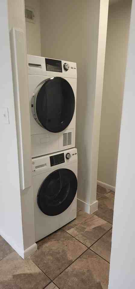 206 Caroline St #603 - Photo 6 of 6