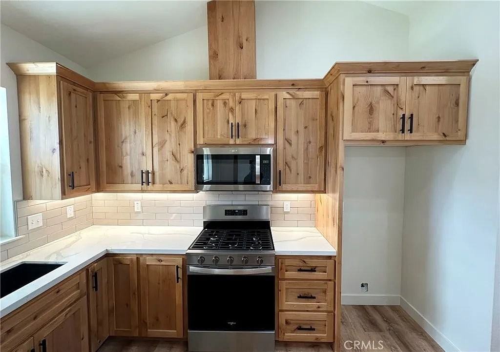 5980 Crestmoor Dr - Photo 6 of 20