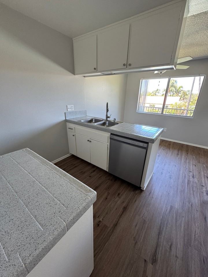 1331 W Central Ave #38 - Photo 7 of 16